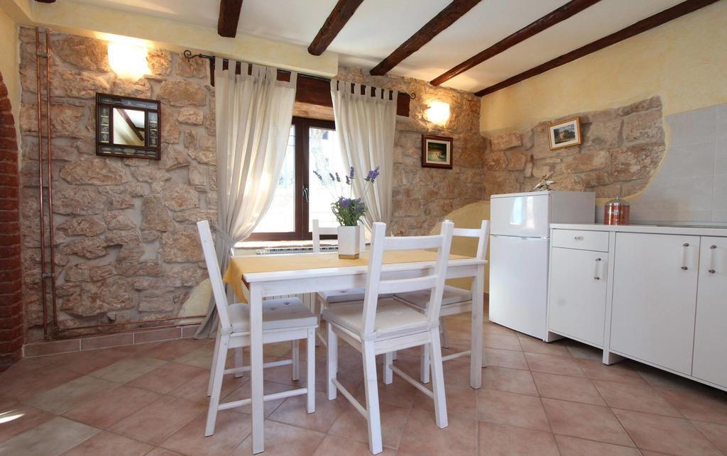 Appartement Midea 2 *